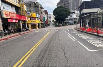 北市石牌商圈主幹道老舊毀損 約887公尺人行道修繕完成