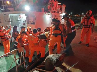 澎湖七美嶼車禍3人受傷   海巡艇急馳後送馬公就醫