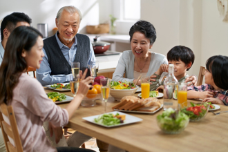 人瑞活到100岁都吃什么？三餐菜单曝光 饮食习惯超像