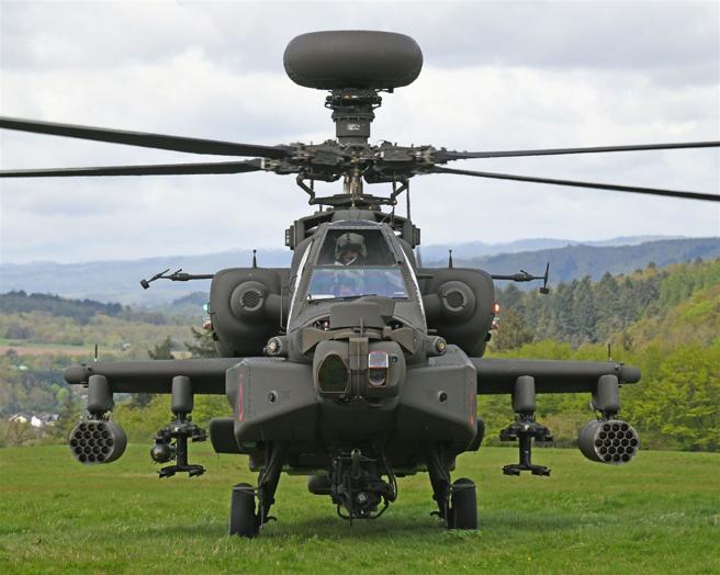 波兰13日採购96架AH-64E阿帕契直升机。图为美国陆军同型机。（取自DVIDS网站）