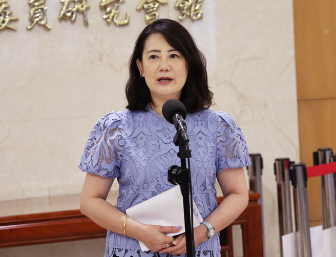 民進黨立法院黨團幹事長吳思瑤15日在立法院回應時事。（姚志平攝）