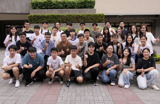 大学分科测验今放榜，薇阁高中录取台大人数为私校最多。（校方提供）