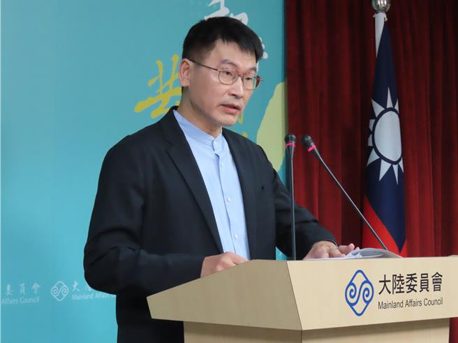 陆委会副主委梁文杰15日主持陆委会例行记者会。（朱绍圣摄）