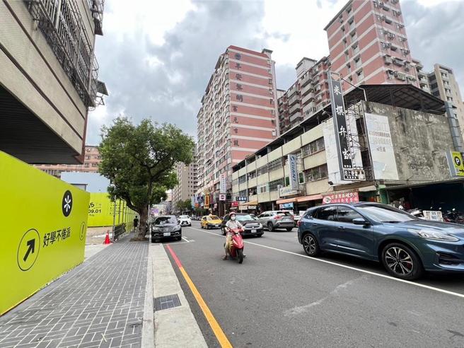 元城建設於黎明商圈推出的「元城生生」，開案後市場反應熱烈。圖／曾麗芳