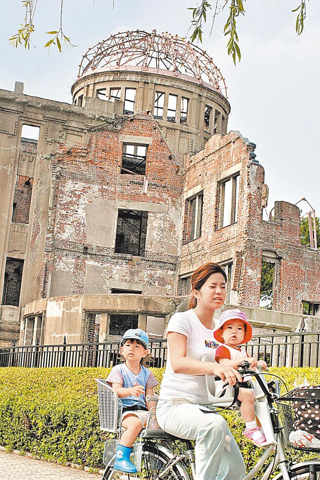 廣島原爆圓頂，曾是悲慘核彈遺址，現今成為和平教育園區。（本報資料照片）