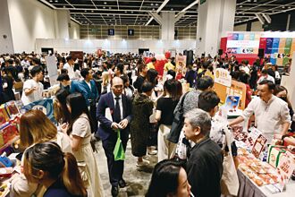 港人北上消費 旅客減少購奢 香港零售額連跌4個月