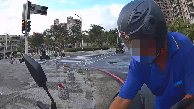 员警在例行盘查时随口问了一句：「没喝酒吧？」没想到蔡男毫不避讳，竟直言：「有啊！」还补充说：「我很诚实，这次一定超标！」。（图警方提供／简铭柱翻摄）