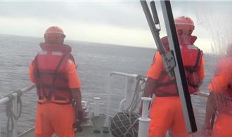 海巡署抢救陆籍渔船  国台办：循例通报共同参与搜救