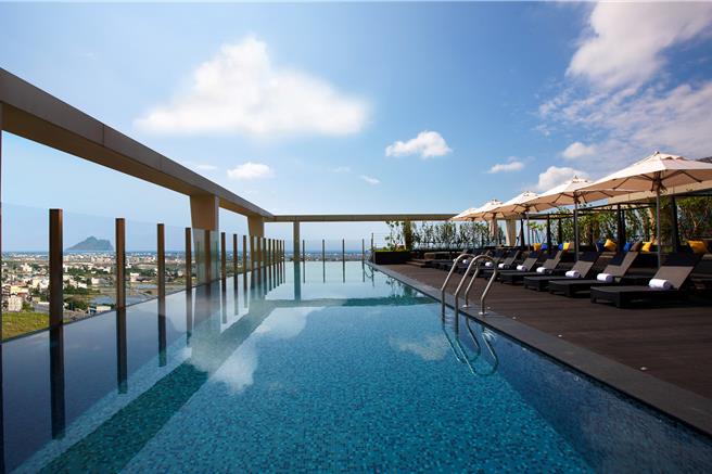 「礁溪晶泉丰旅」限期推出「丰然秋遊」優惠住房專案，提前為中秋與國慶假期出遊潮暖身。(礁溪晶泉丰旅提供)