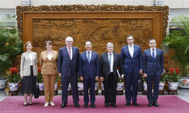 金砖峰会10月22-24日将在俄罗斯喀山举行。图为8月部长级磋商会议。（大陆外交部）