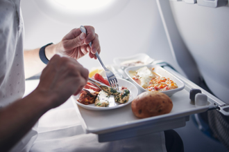 1時間點能拿「第2份飛機餐」 過來人點頭：每次都有