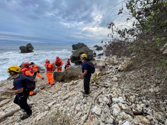 柴山秘境沙滩惊现男尸  死者身分曝光「4天前离家」
