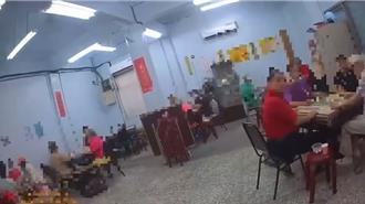 三重棋牌社成麻將賭場　警方突襲抓人！24位爺奶傻眼遭逮