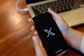 X平台關閉巴西業務 指控法官發布審查令