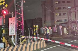 台鐵事故！高雄岡山腳踏車闖平交道 騎士當場慘死