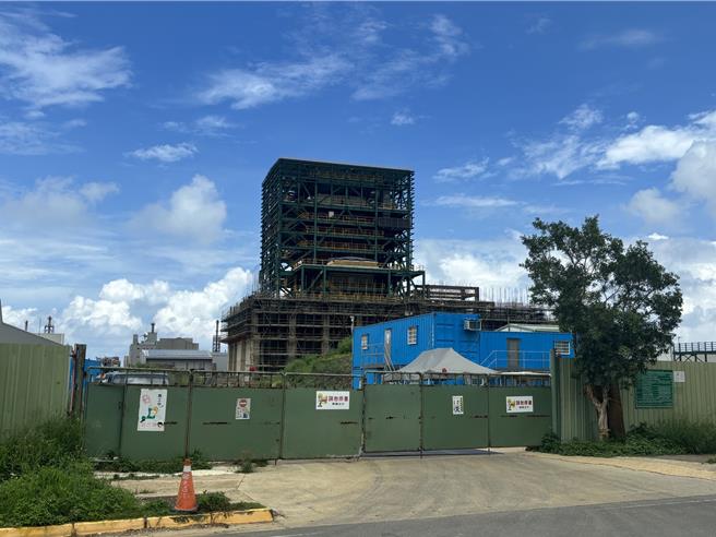 桃市府2度撤销SRF入园同意函，市长张善政今天上午做出相关回应。(吕筱蝉摄)