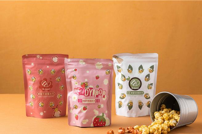 天光杂货店中元感恩推荐商品，由Be Swee彩蜂园出产之三种口味爆米花。（天光杂货店提供）