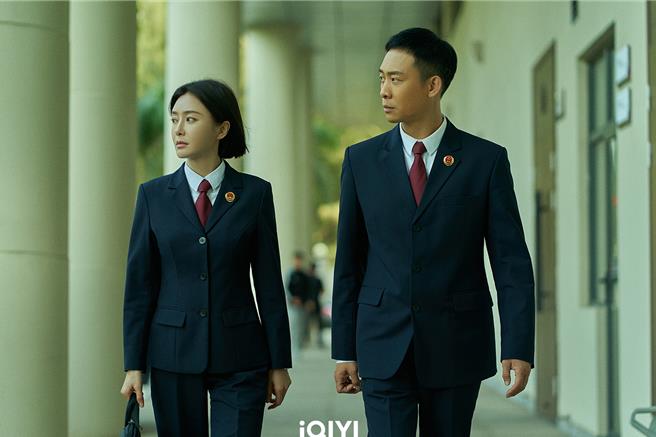 《九部的检察官》张译携手秦岚追未成年人案件真相。（iQIYI国际站提供）