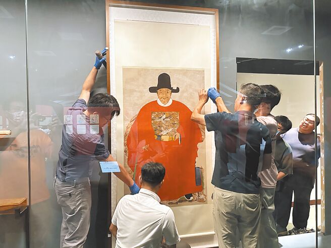 金門歷史民俗博物館典藏及捐贈文物逾6400件，最重要文物為明代天啟年間的「蔡復一畫像」。（金門文化園區管理所提供／于家麒金門傳真）