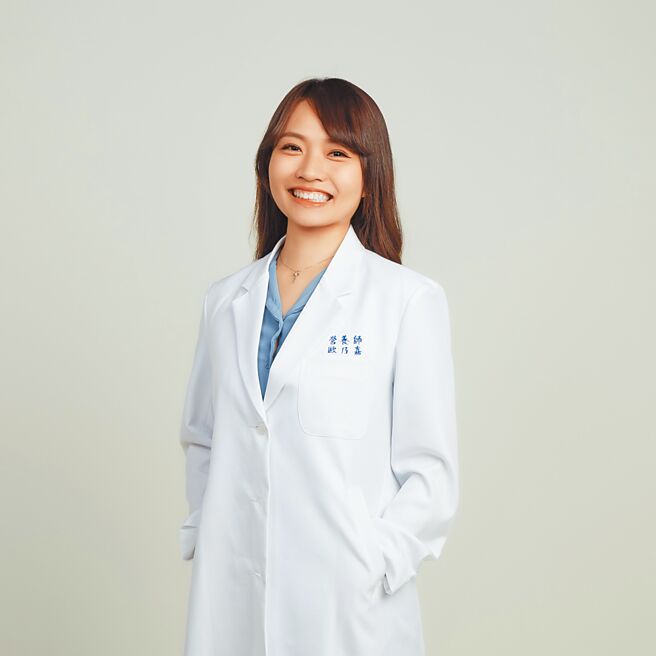 營養師歐乃嘉建議挑選鈣補充品時，可選成分單純、吸收率高的品項。（娘家保健生技提供）