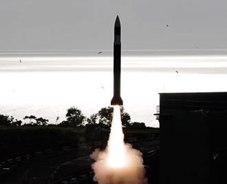 九鵬基地罕見對媒體開放 他曝當年「錫箔紙包滿」攝影機內幕