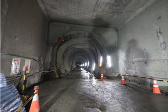 行政院長視察集集支線 盼趕在明年底完工通車