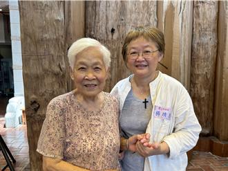 宜蘭退休教師承父業保育山林 守護8旬母親獲全國孝行獎