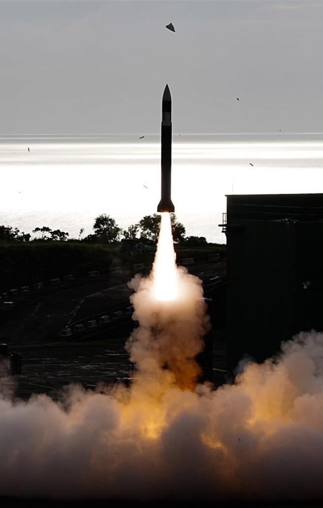 天弓三型飞弹实弹射击，首度对外公开（记者邓博仁摄）