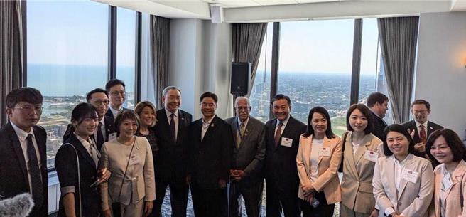 我國主要政黨循例組團參加美國民主黨全代會。（駐美代表處提供）