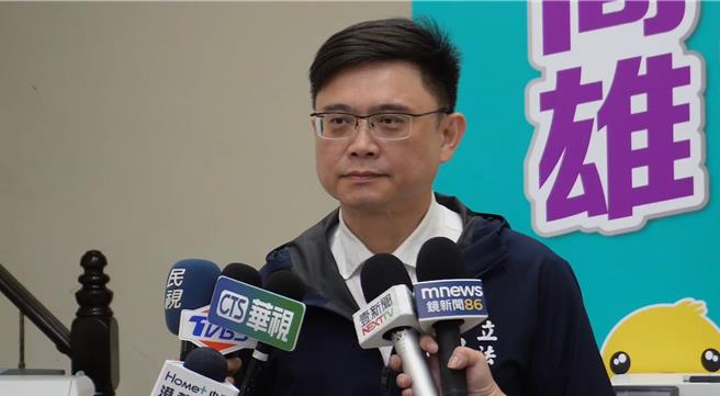 立委赖瑞隆表示，初选牵扯到其他直辖市、县市的初选，这部分相信赖清德主席跟中常会、中执会会有相关讨论、规画，自己予以尊重。（柯宗纬翻摄）