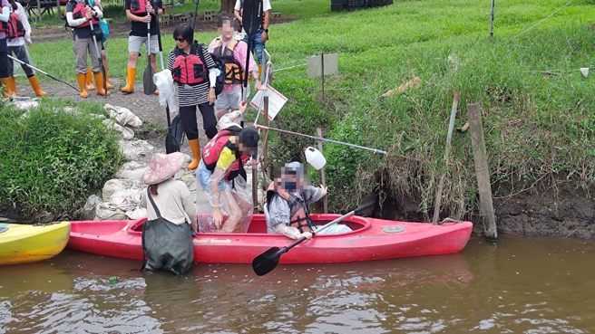 獨木舟合作體驗培養團隊合作精神。(照片/臺北市政府教育局提供)