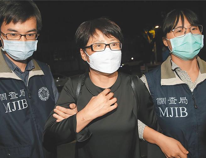 前台北市劳动局长陈信瑜（中）涉嫌不实核销首长特别费。（中时资料照片）