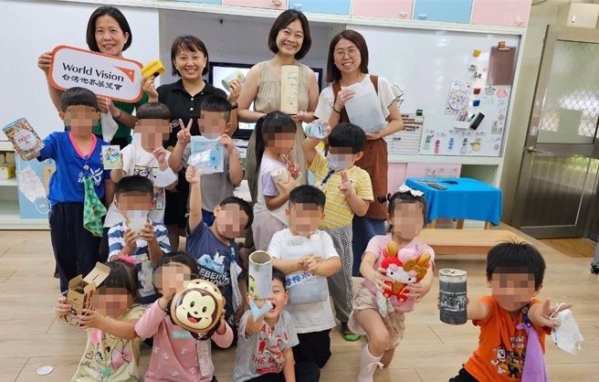 這份跨越國際的愛持續17年不曾間斷，甚至成為社口附小的優良傳統。（世界展望會提供∕呂妍庭嘉義傳真）