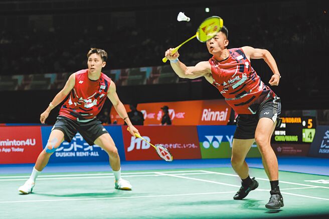 奥运双金得主王齐麟（右起）与新搭檔邱相榤在日本公开赛旗开得胜。（badminton photo提供）