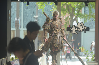 讚陆游戏《黑神话：悟空》很厉害！馆长大玩3个小时服了