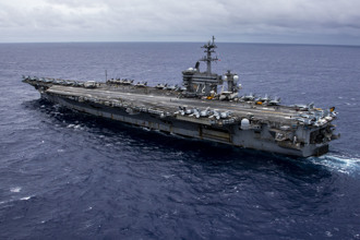  美軍：林肯號航母打擊群 已抵達中東地區