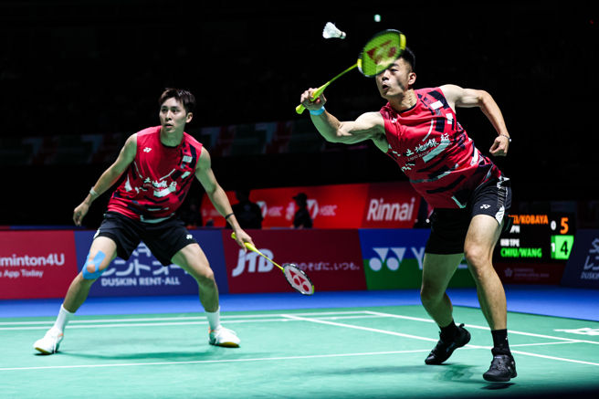 王齐麟（右）、邱相榤在韩国羽球公开赛晋级男双8强。（资料照／Badminton Photo提供）
