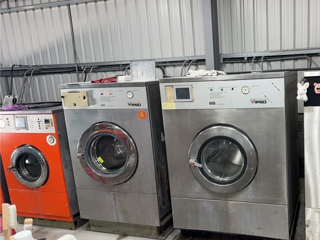 黄姓男子对洗衣粉味敏感，要求对门邻居洗衣时间配合他的要求，邻居拒绝他竟提告被判败诉。（示意图，郭良杰摄）