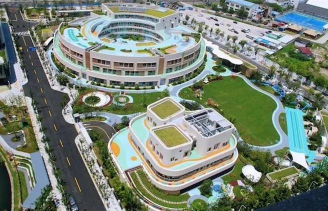 上海市中心城區單體最大幼兒園開園，外觀形似甜甜圈。圖為中國福利會托兒所普陀園。（中福會）