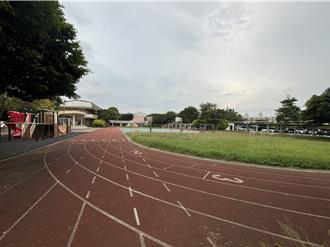 桃园潮音国小迁校进度慢 学生数激增恐面临总量管制