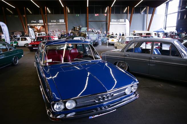 大陸商務部財務司負責同志23日主持召開會議，聽取業界和專家學者對提高大排氣量燃油車進口關稅的意見建議。圖為示意圖。（摘自新華社）