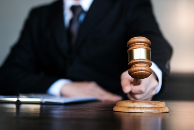 前長治鄉長許玉秀丈夫兒子，藉宮廟遶境收回扣遭判刑。（圖：shutterstock / 達志）