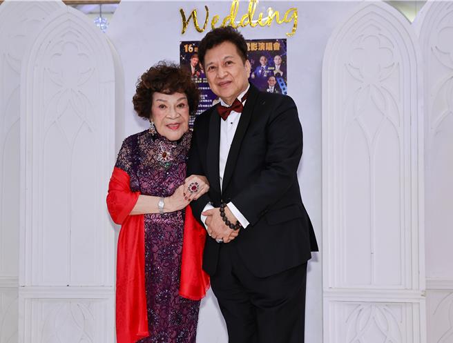 李朝永为周游办寿宴，邀请至亲好友同欢。（罗永铭摄）