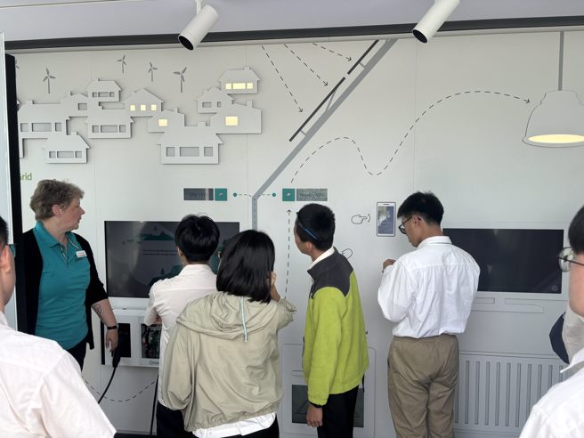 德国菲尼克斯电气集团全电力园区参访。(照片/臺北市政府教育局提供)