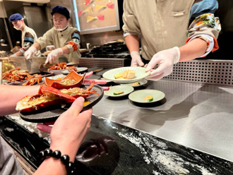 最强buffet红到国外 百万YTR来台开箱 网暴动：此生必访