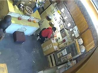 惯窃缺钱竟太岁头上动土！潜高雄四面佛偷4万元香油钱遭逮