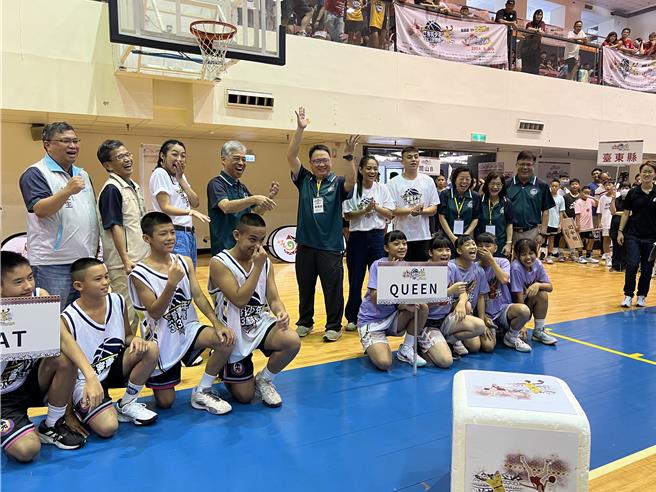 原客青少年三对三篮球赛今年已迈入第3届，24日于新竹市立体育馆举行全国总决赛。（王惠慧摄）