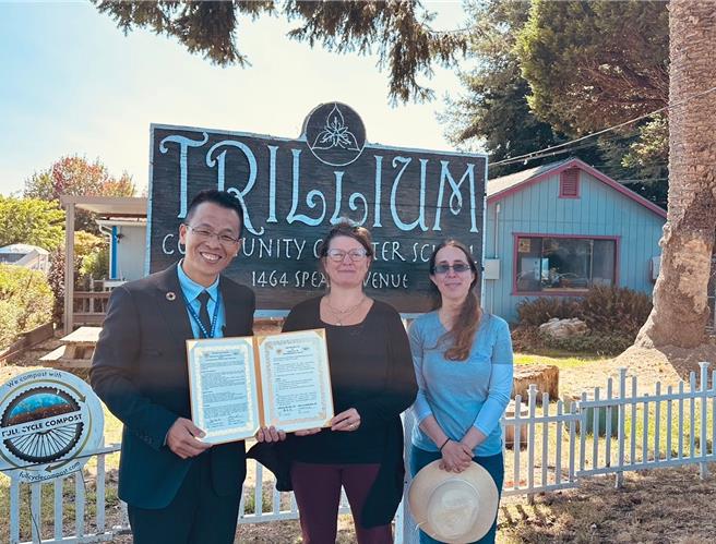 嘉義市精忠國小與姐妹校交流、簽MOU。（嘉義市政府提供／呂妍庭嘉義傳真）