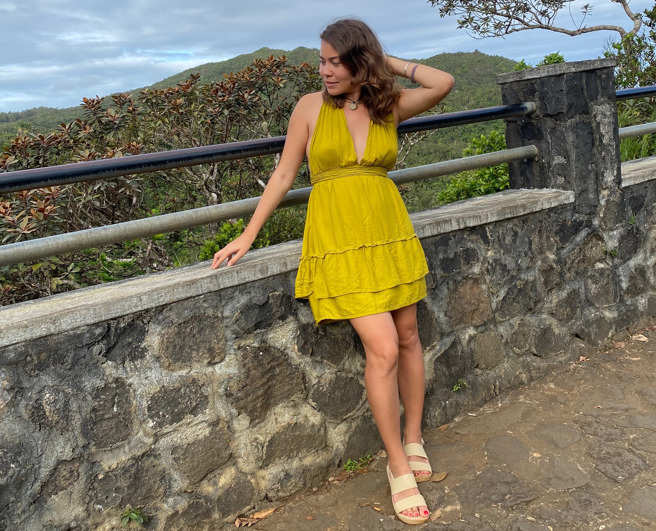 29岁女子札莉亚‧沙米古洛瓦前往模里西斯度假，期间却突然失联，家人仅收到她传来的讯息：「别再联络我」，不料数日后发现她已遭一名交友软体认识的新男友杀害，尸体被弃于当地树林。（Zaliya Shamigulova）（图／翻摄FB／Zaliya Shamigulova）