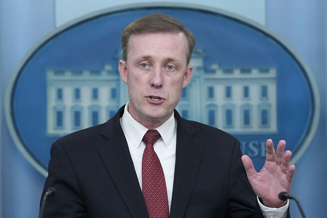 美國國家安全顧問蘇利文（Jake Sullivan）將於8月27日至29日訪問中國，根據消息人士透露，可望為最後一次習拜對話奠定基礎。圖／美聯社